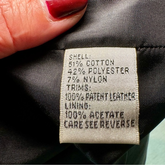 Vintage Carmen Marc Valvo black puckered sheath dress with patent trim size 6 - Picture 5 of 7